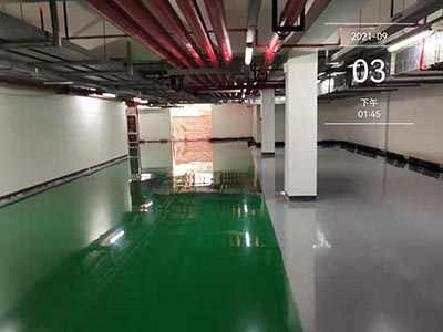 蘇州做環(huán)氧地坪漆為何要找正規(guī)施工公司？